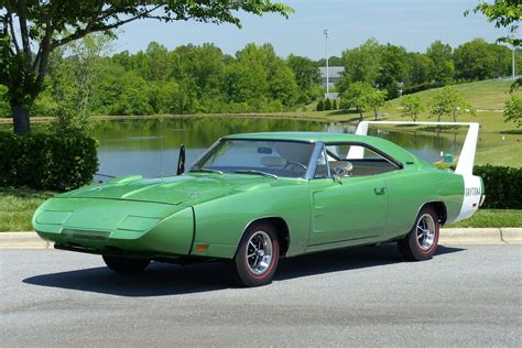 plymouth superbird dodge charger daytona|1969 dodge charger daytona vs 1970.